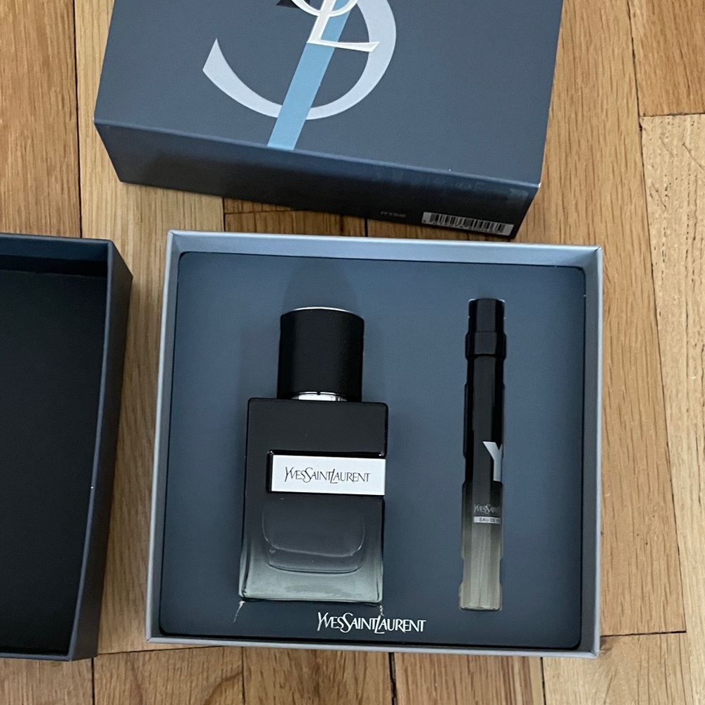 Yves Saint Laurent Set for Men